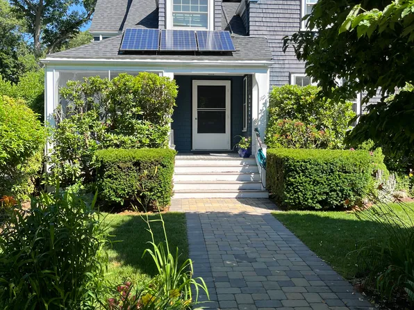(undisclosed Address), Newton, MA 02461