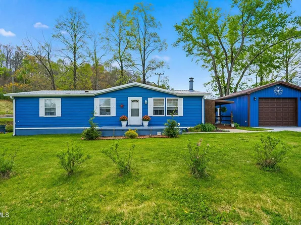 110 Little League Rd NE, Coeburn, VA 24230