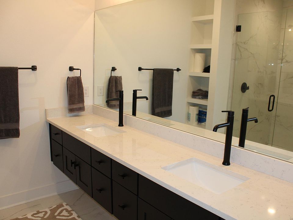 1st image of 1-3038 W Napoleon Ave #1