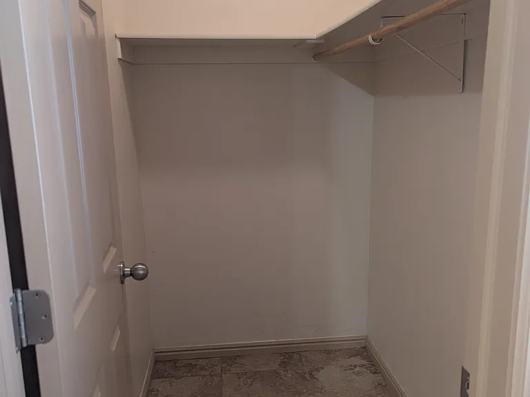 372 Megan Cir — Photo 19