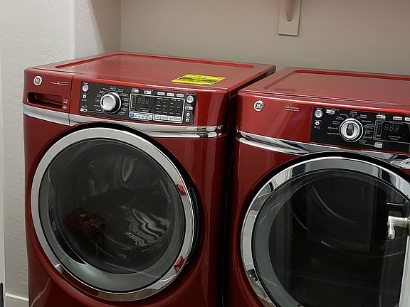 5th image of 2606 S 107th St