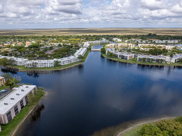 10442 E Clairmont Circle #204, Tamarac, FL 33321