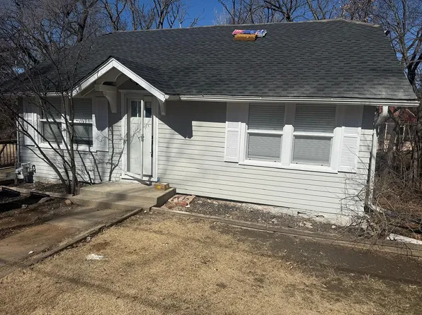 6608 W 54th St, Mission, KS 66202