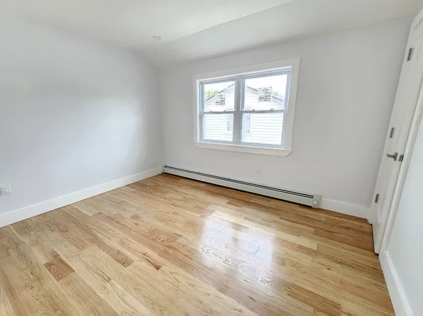 153-23 123rd Avenue image 8 of 16