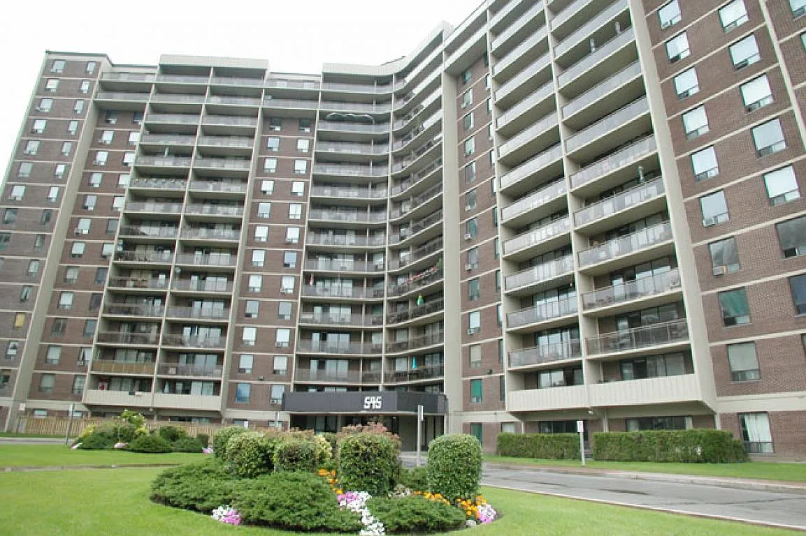 545 The West Mall — Photo 1