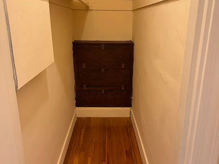 2124 McKinley Avenue — Photo 8