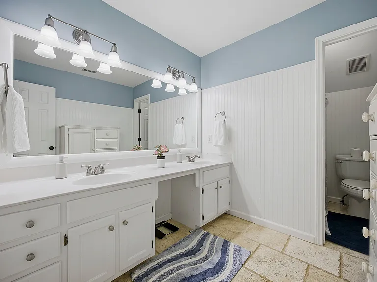 10530 Tuxford Dr — Photo 28
