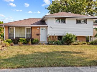 500 Florian Dr, Des Plaines, IL 60016