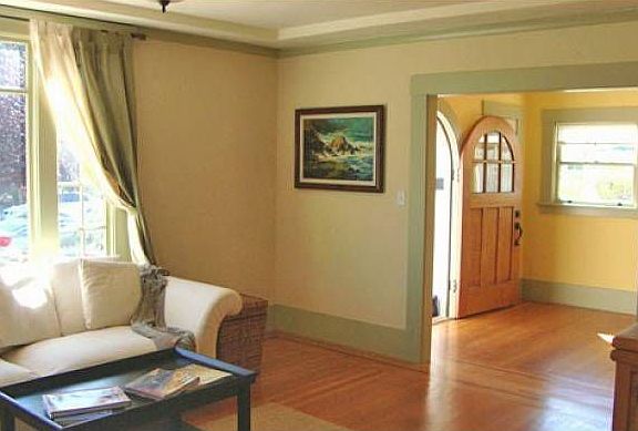 Entry to Living Room