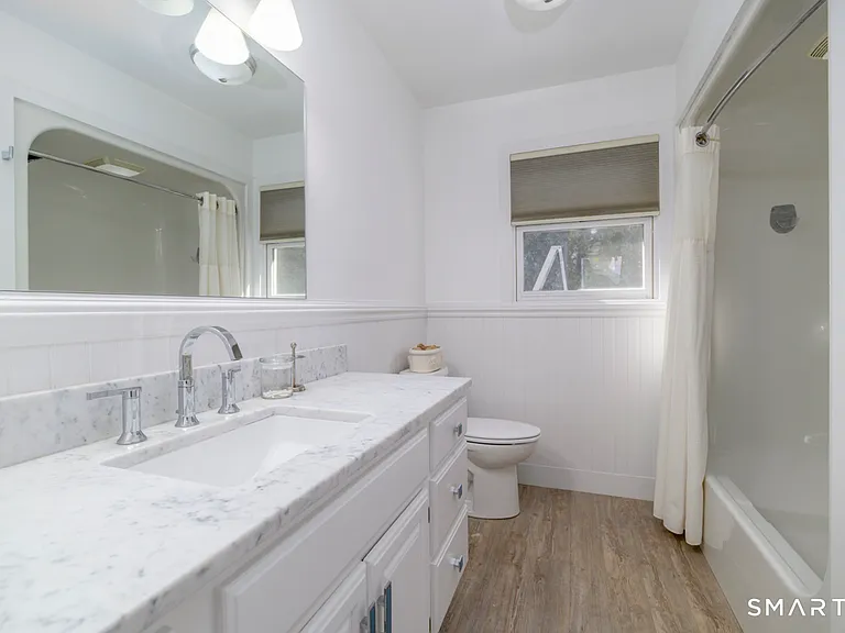 231 Flax Hill Rd #1 — Photo 11