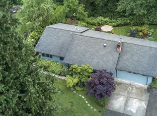 23823 SE 472nd St, Enumclaw, WA 98022
