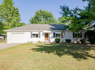 302 N Fairwood Ave, Republic, MO 65738