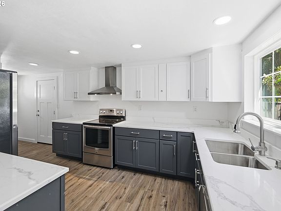 2nd image of 301 Irving Rd