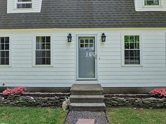 2nd image of 40 Sheldon Road