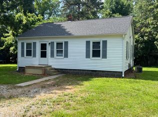 5813 Queen Alice Rd, Greensboro, NC 27407