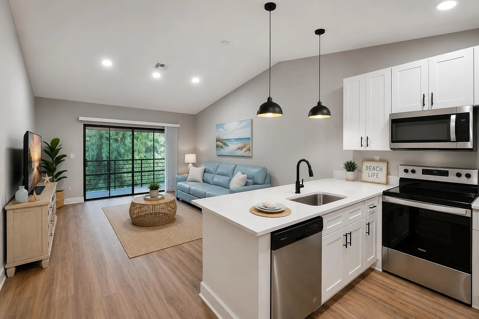 1 bed, 1.5 bath, 746 sqft, $4,000 — Photo 1