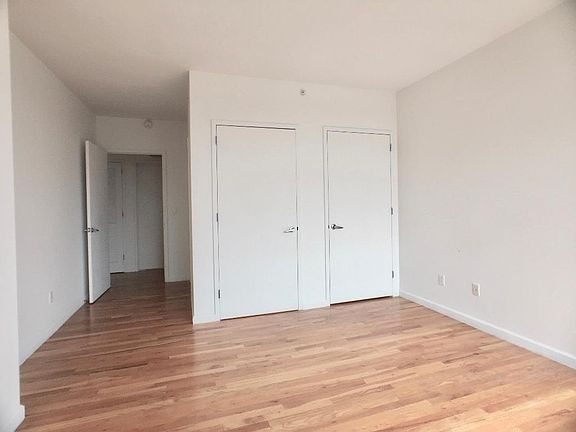5th image of 3210 Riverdale Ave #9B