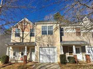 515 Doughton Ln, Charlotte, NC 28217
