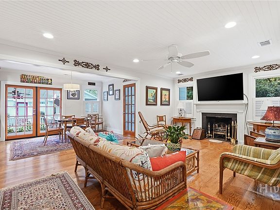 5th image of 26 Nancy Place
