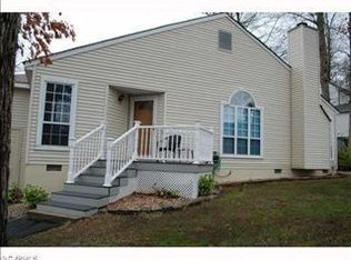 1400 Sycamore Ridge Ct, Midlothian, VA 23114