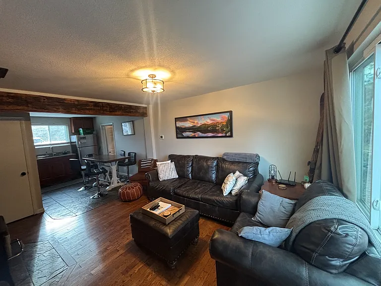 75 Wolftongue Ct — Photo 3