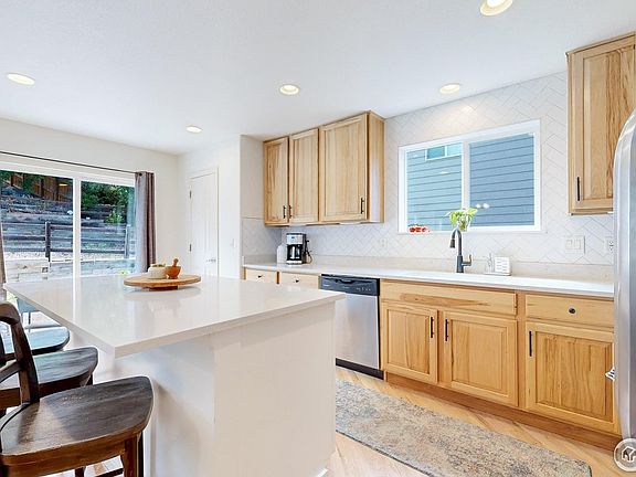 3rd image of 201 McAfee Cir