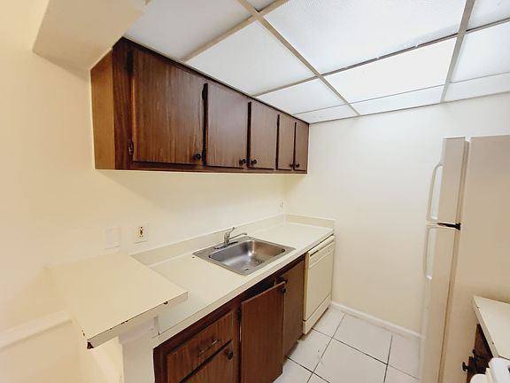 2nd image of 1500 N Congress Ave APT B50