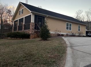 18 Depot St, Blue Ridge, GA 30513