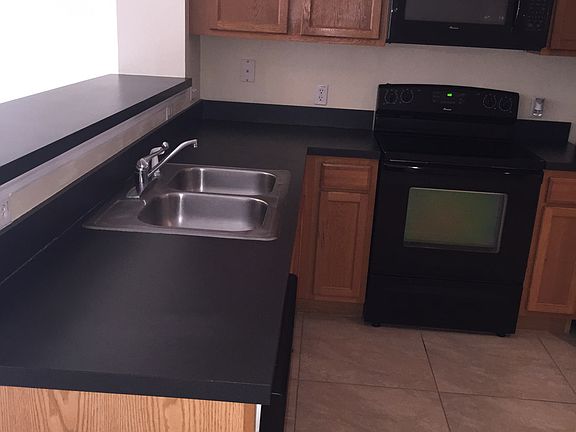 3rd image of 5242 Paradise Cay Cir