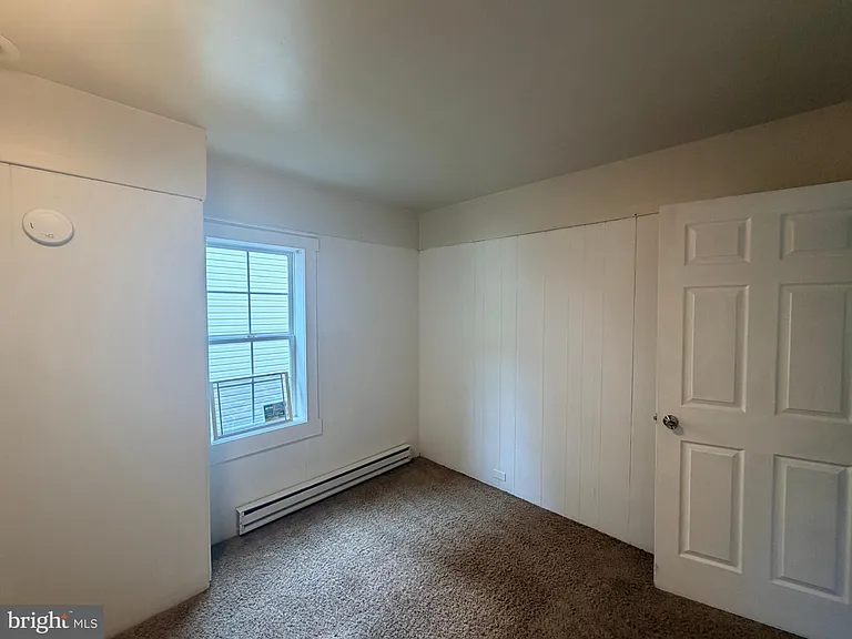 125 E Main St — Photo 14