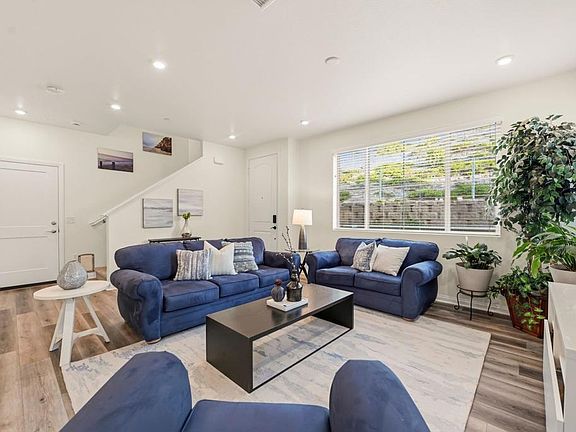 4th image of 1811 Red Willow Way