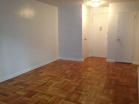 Rented by New York Property Network | media 20