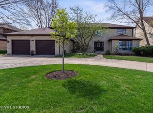 2735 Prince St, Northbrook, IL 60062