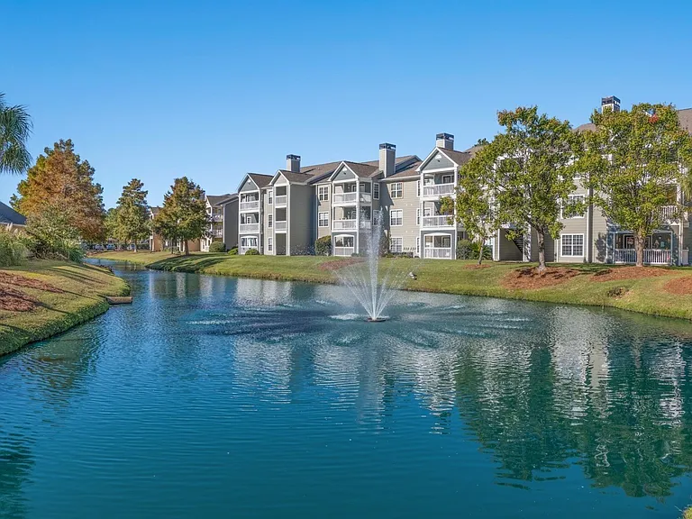 Palmetto Pointe Apartment Homes — Photo 42