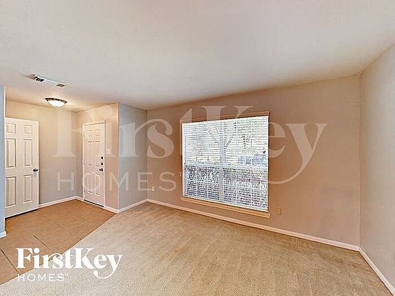 3rd image of 15207 Green Whisper Dr