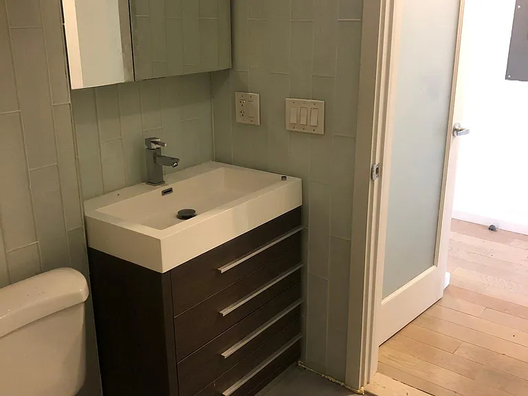 728 Market St #201 — Photo 12