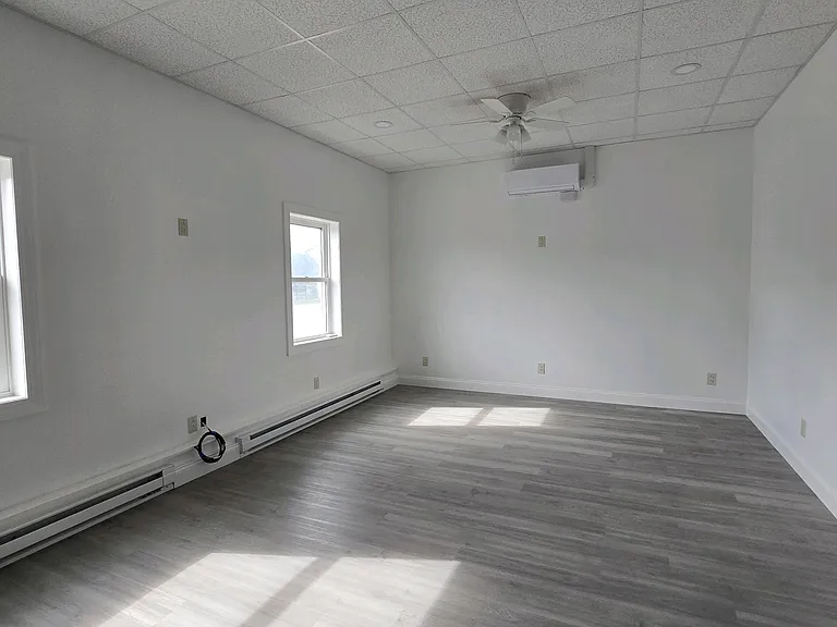 2426 Chenango Rd #3 — Photo 8