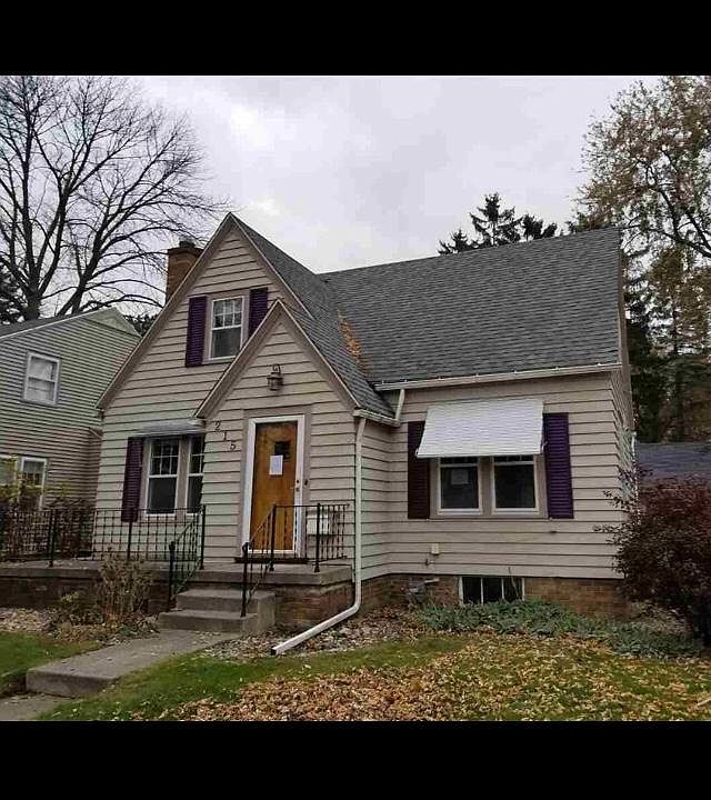 1st image of 215 Goetz St