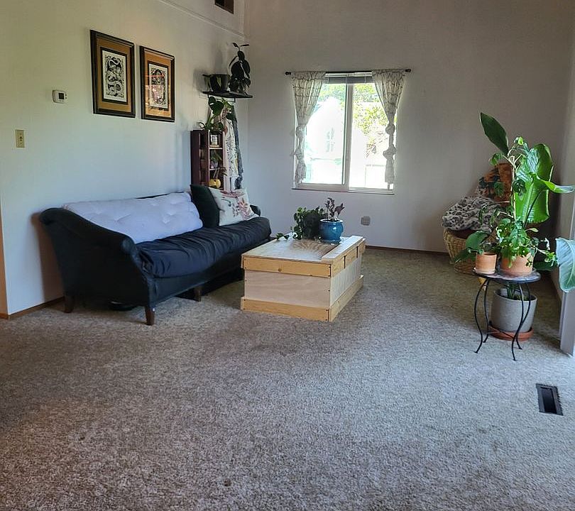 1st image of 204 S Willson Ave APT 1