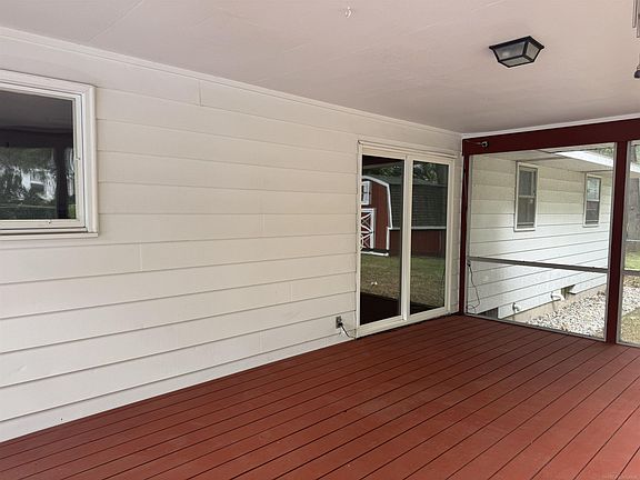 3rd image of 120 Beth St