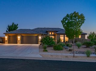 2584 E Clear Point Dr, Washington, UT 84780