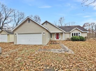 31365 Haddon Pl, Edwards, MO 65326