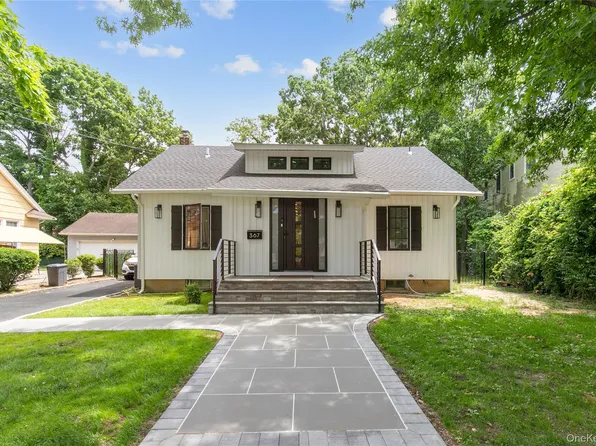 367 Summit Avenue, Cedarhurst, NY 11516