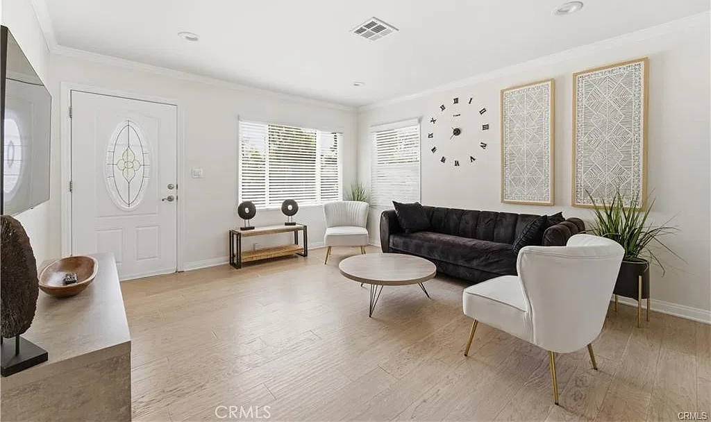 3 bed, 1264 sqft, $4,500 — Photo 4