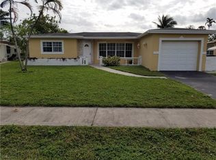 3961 NW 45th Ave, Lauderdale Lakes, FL 33319