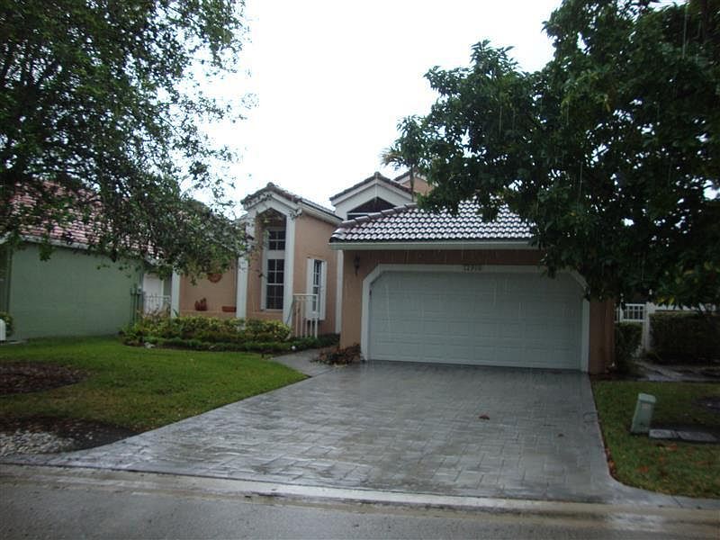 1st image of 12910 S Oak Knoll Drive