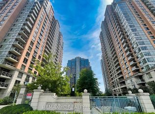 5229 Dundas St W #1604, Toronto, ON M9B 6L9