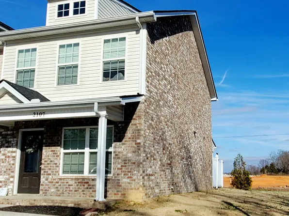 2107 Downstream Dr, Ashland City, TN 37015