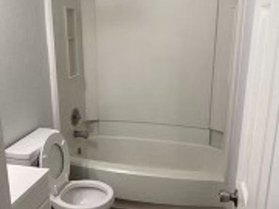 5th image of 203 Maler Rd #1