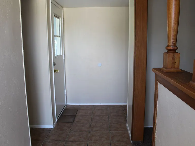 2109 Belvedere Ave — Photo 2